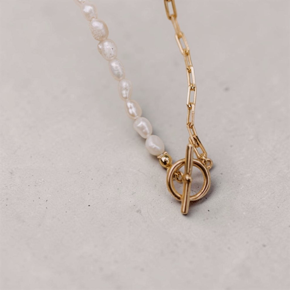Gold Coast Necklace