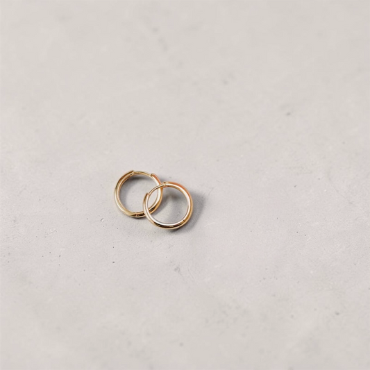 Olivia Essential Hoops