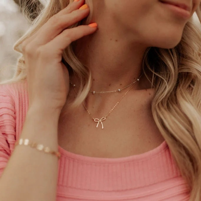 Lily Bow Necklace