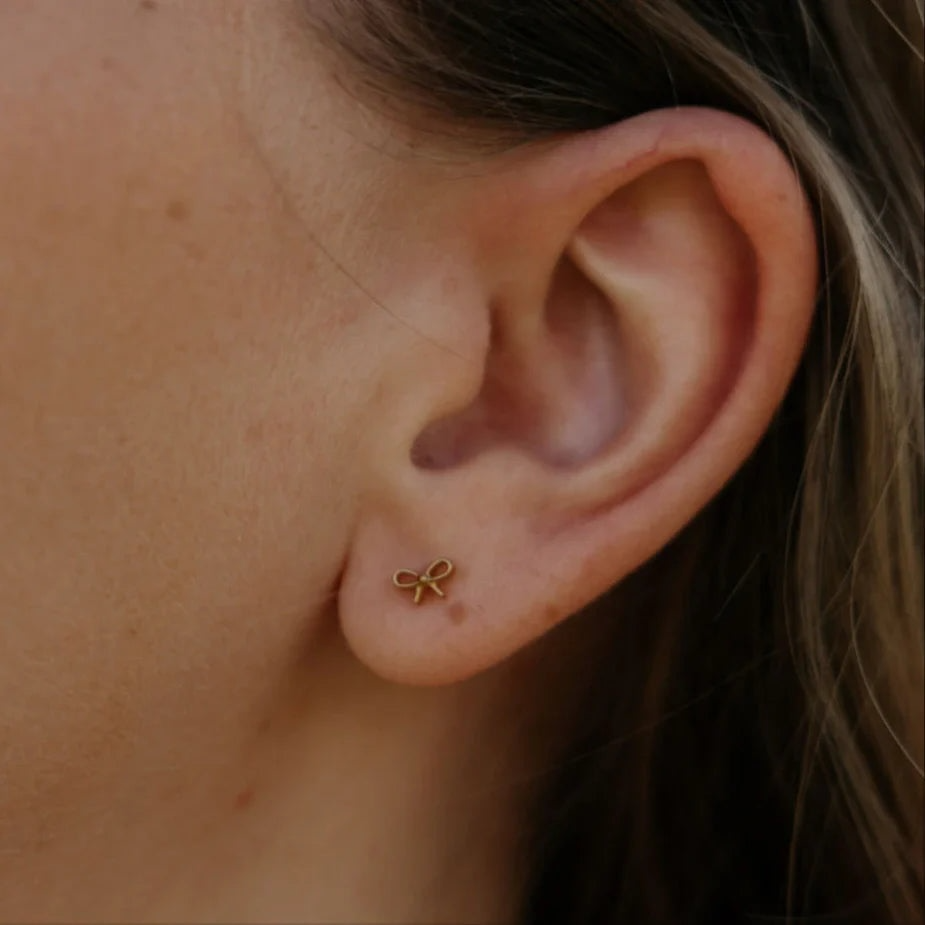Bow Flat Back Studs